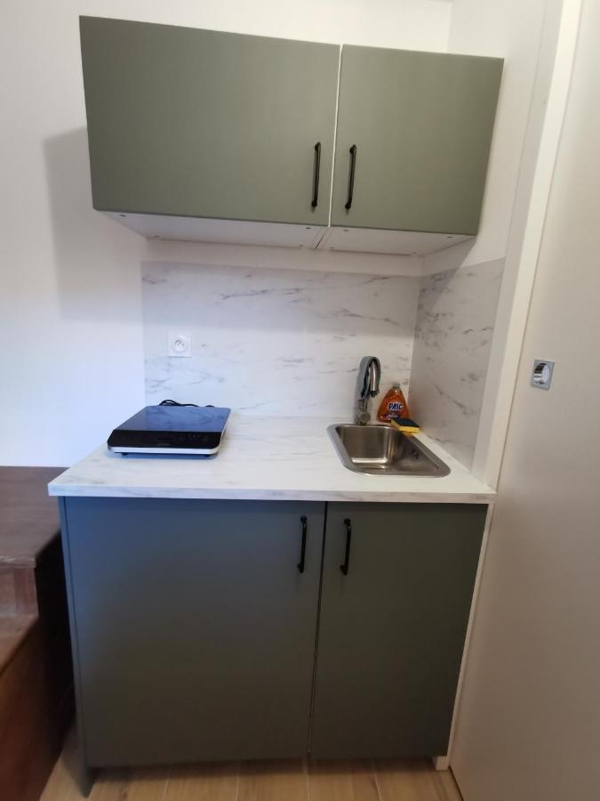 Studio En Duplex Dans Un Hotel Particulier كان المظهر الخارجي الصورة